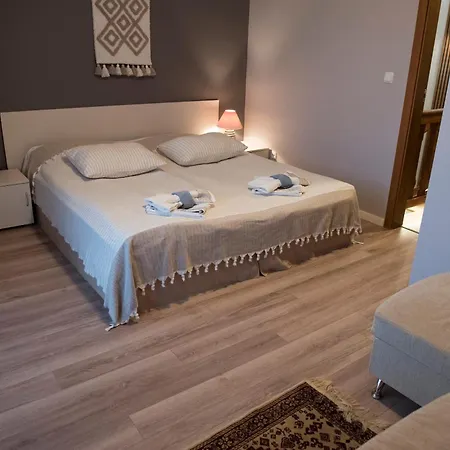 Ferienhaus в 12 и 5 *