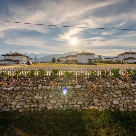 в 12 и 5 Dolna Banya