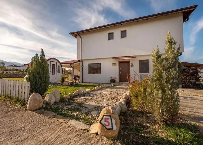 в 12 и 5 Nyaraló Dolna Banya