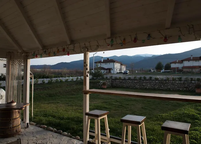 в 12 и 5 Dolna Banya